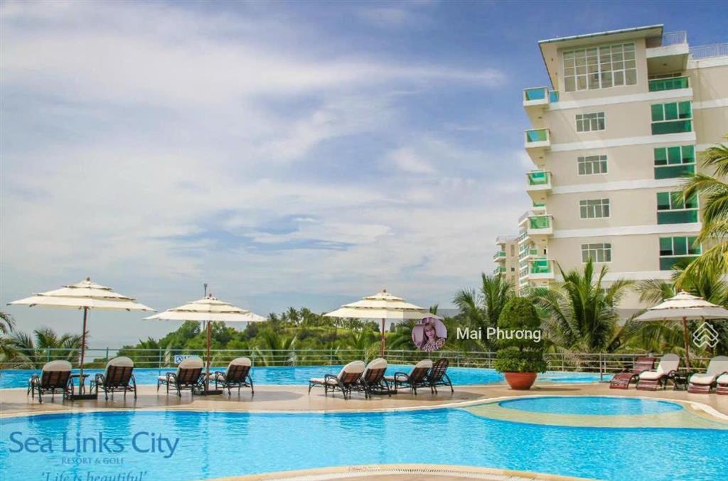Chủ cần tiền bán lại căn hộ view golf kế góc tầng cao đầy đủ nội thất đẹp