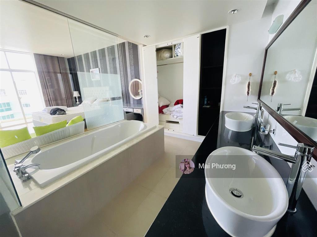 Chính chủ bán nhanh căn hộ view biển trực diện 140m2  5tỷ 550 triệu