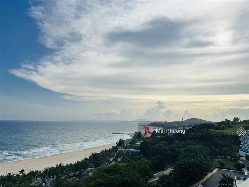 Bán căn 2pn view trực diện biển đẹp tầng cao giá tốt view biển 5,5 tỷ  140m2