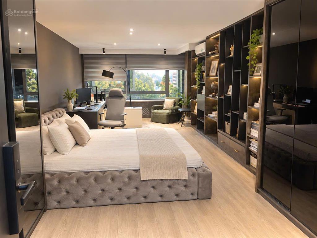 Bán nhanh trong tháng căn nhà mặt tiền võ văn kiệt  88m2 1 showroom giá tốt 5,x tỷ  mg 2%