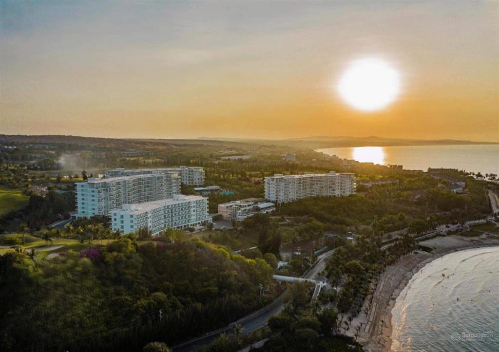 Bán căn 2pn138m2 view biển trực diện, nội thất cao cấp chủ để ở không cho thuê giá 5.x tỷ