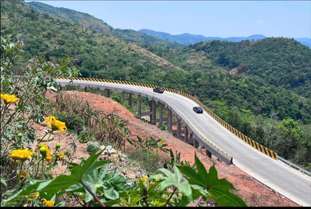 336m2  ngang 14m  110m thổ cư  1,5 tỷ  cách ql20 250m, chính chủ