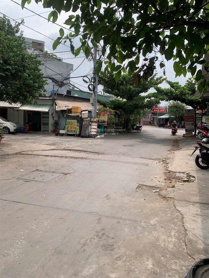 Bán nhà diện tích lớn 8m x 23,5m. giá tham khảo tốt trong khu vực