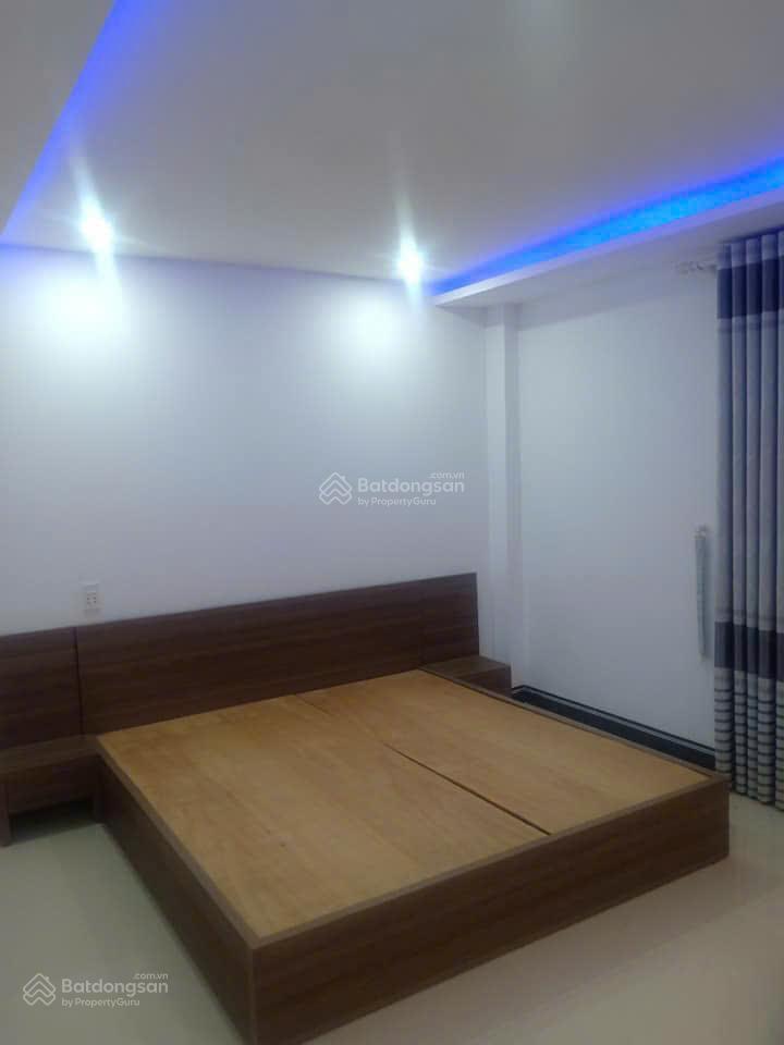 Cho thuê nhà 3 tầng ngô tất tố đường 10m5 giá 20tr 4pn, 4wc vào ở ngay