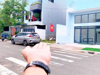 Lô trung lương 10 hướng đông nam sát góc lê hồng sơn dt 100m2