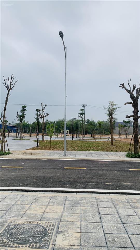 Đất đẹp 100m hướng đông nam sổ sẵn tay giá tốt 1,8 tỷ