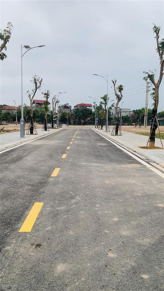 Đất đẹp 100m hướng đông nam sổ sẵn tay giá tốt 1,8 tỷ