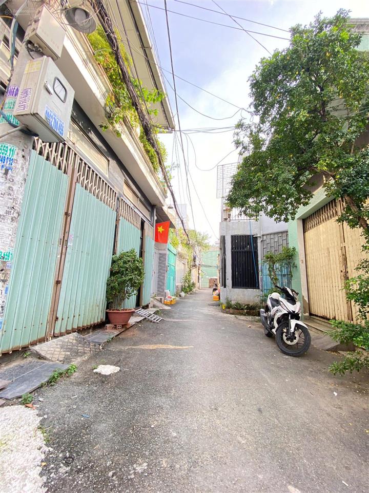 Nhà 2 mt  dt 94m2  ngang 6m  hẻm xe hơi thông  p. hiệp bình chánh