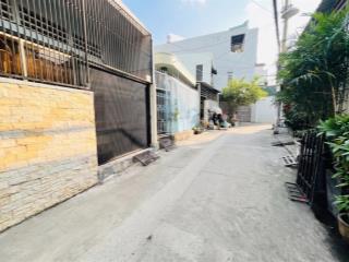 Nhà trung tâm thủ đức  dt 70m2 ngang 5.1m  hẻm 4m an ninh  phù hợp với ở kết hợp cho thuê