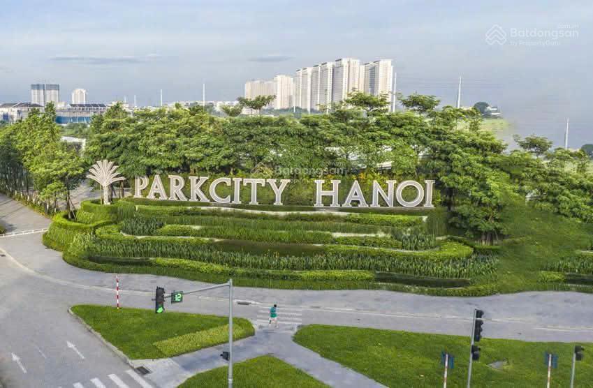 Bán căn 238m2 miễn phí 2 chỗ đỗ oto tại khu đô thị cao cấp park city hà đông, hà nội view công viên