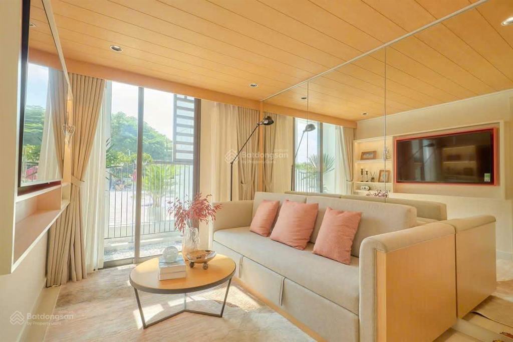 Bán căn 3 phòng ngủ sun urban hà nam full nội thất xịn chưa ở ngày nào