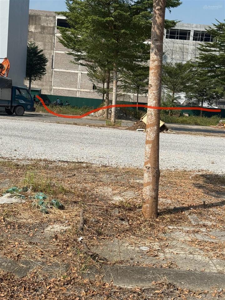 Bán gấp lô đất đẹp 102m2 tại khu đô thị trung đông 68 đồng văn, hà nam giá tốt