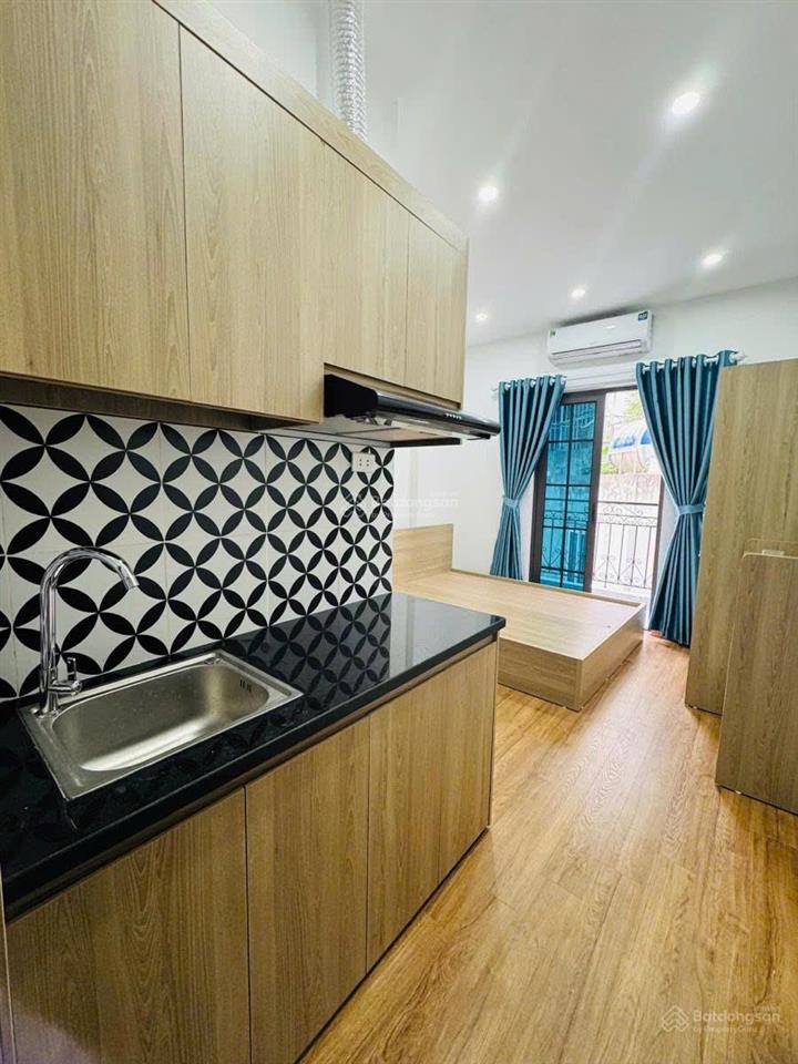 Ccmn lô góc chỉ hơn 9 tỷ, 42m2  6t  9 phòng, doanh thu 45tr/tháng, phố hào nam