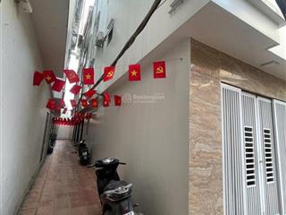 Ccmn lô góc chỉ hơn 10 tỷ, 42m2  6t  9 phòng, doanh thu 40tr/tháng, phố hào nam