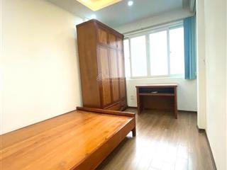 Dành cho kh thông thái 21m2  5 tầng  chỉ có 4.99 tỷ, cách ô tô 20m, phố xã đàn