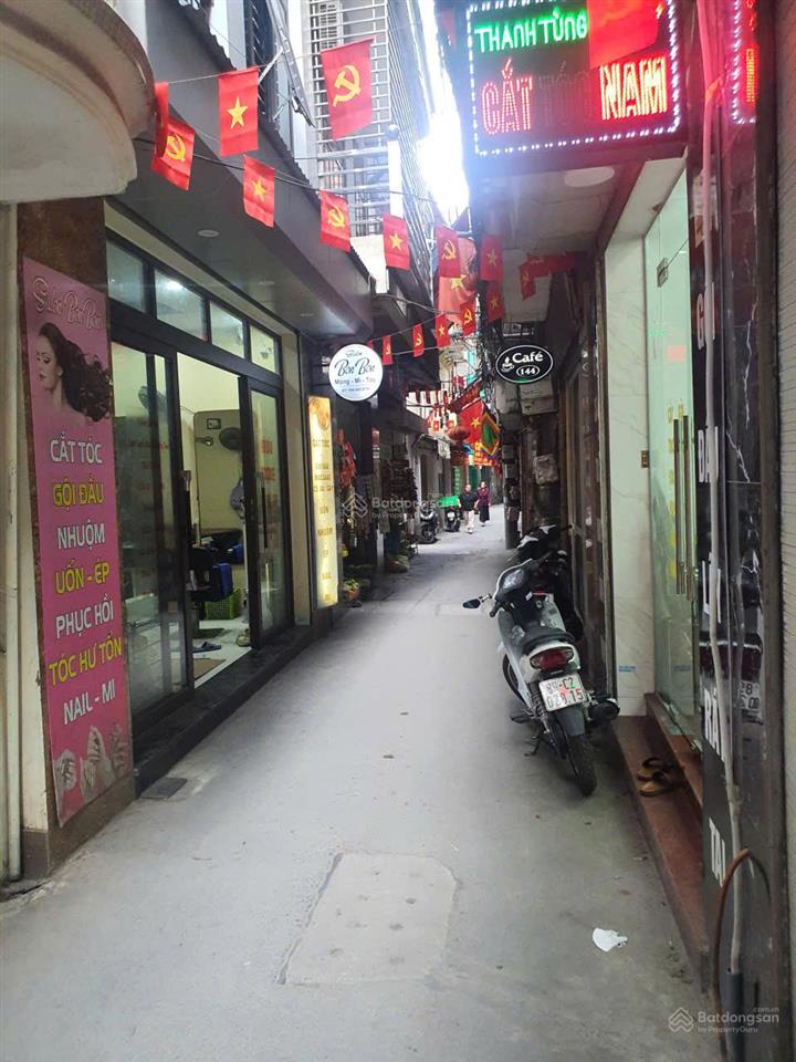 Mặt ngõ thông ba gác, 48m2  mt 4.6m  nhà 5 tầng, phố phương mai, 8.8 tỷ