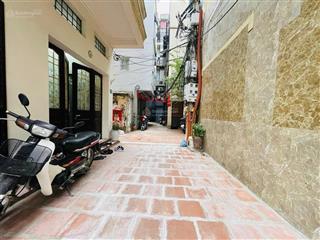40m ra phố, nhà dân xây 24m2  4 tầng  3pn, chỉ còn 4.4 tỷ