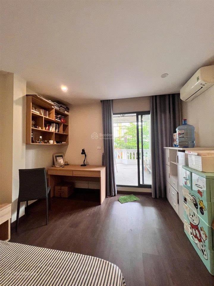 Ba gác đỗ cửa, 20m ra ô tô, căn 52m2  3 tầng  mt 4m, 10,25 tỷ