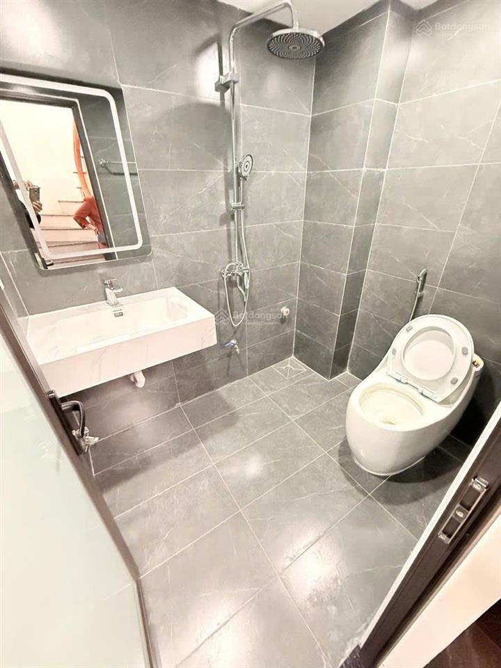 Mặt ngõ ba gác, 25m ra ô tô, lô góc 3 thoáng 24m2  5 tầng  mặt tiền 4m, 5,66 tỷ