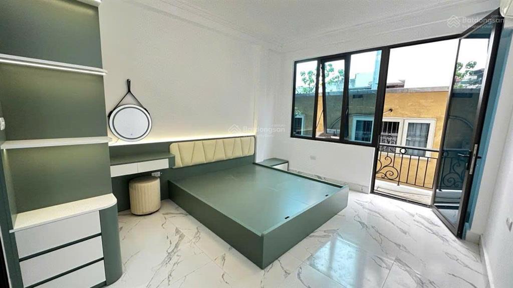 Chỉ 4.99 tỷ có căn 6 tầng  21m2, 3pn, phố tôn đức thắng