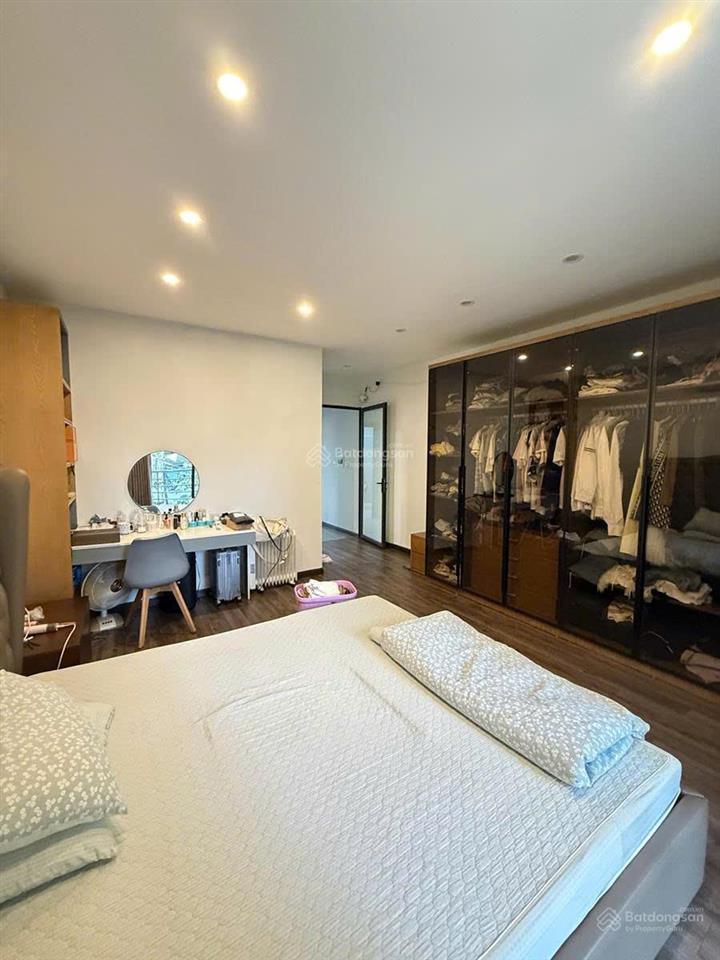 Mặt ngõ ba gác, nhà dân xây 52m2  7 tầng, phố tôn đức thắng, giá đầu tư hợp lý 11.35 tỷ