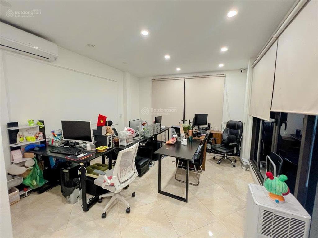 Đường phân lô 2 ô tô tránh, kd các loại hình, ba bước ra hồ, 35m2  5 tầng, 11,35 tỷ