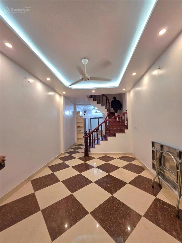 Ccmn 50m2  6 tầng, 10 phòng, ngõ to ba gác chạy, dt 50tr/tháng, chỉ còn 11.95 tỷ