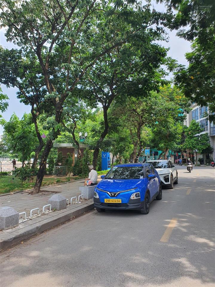 Khu phân lô 2 ô tô tránh, kinh doanh tốt, view hồ, 36m2  5 tầng, 11,45 tỷ