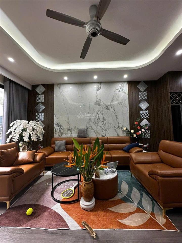 Nhà lô góc  khu phân lô ô tô tránh  gara t1, 57m2  mt 5.65m  giá xứng đáng đầu tư 13.95 tỷ