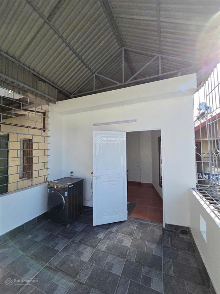 Cơ hội vàng 22m2  5 tầng  giá thiện chí 4.8 tỷ, mặt ngõ ba gác, 22m ô tô đón, phố đội cấn