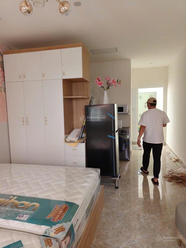 Hiếm nhà quận 1 đắt đỏ hẻm xe hơi sát đường 4x13m  4 tầng dòng tiền khoán 40tr/th 13.8 tỷ tl