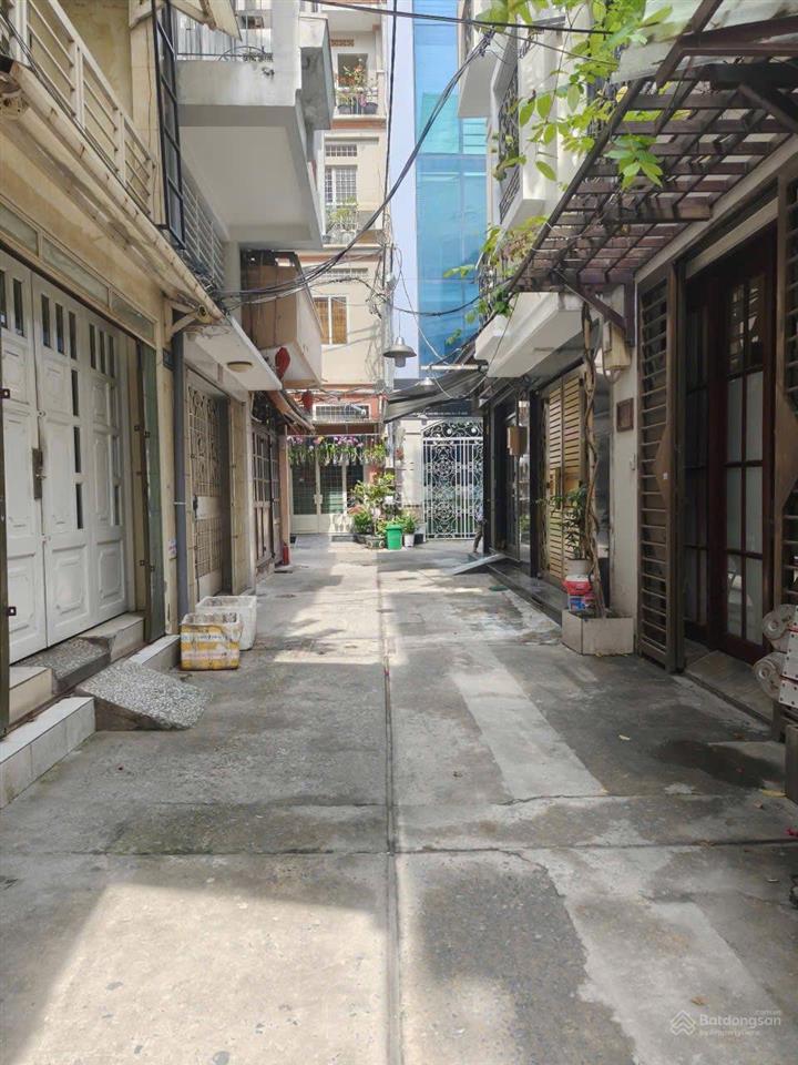 Hiếm nhà quận 1 đắt đỏ hẻm xe hơi sát đường 4x13m  4 tầng dòng tiền khoán 40tr/th 13.8 tỷ tl
