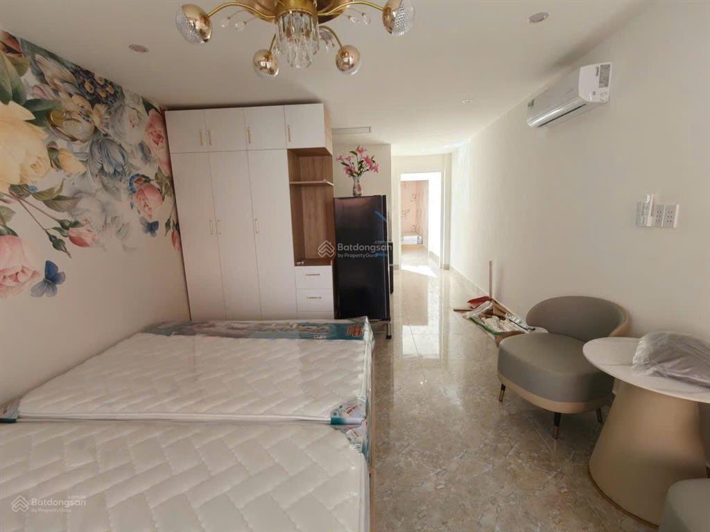 Hiếm nhà quận 1 đắt đỏ hẻm xe hơi sát đường 4x13m  4 tầng dòng tiền khoán 40tr/th 13.8 tỷ tl