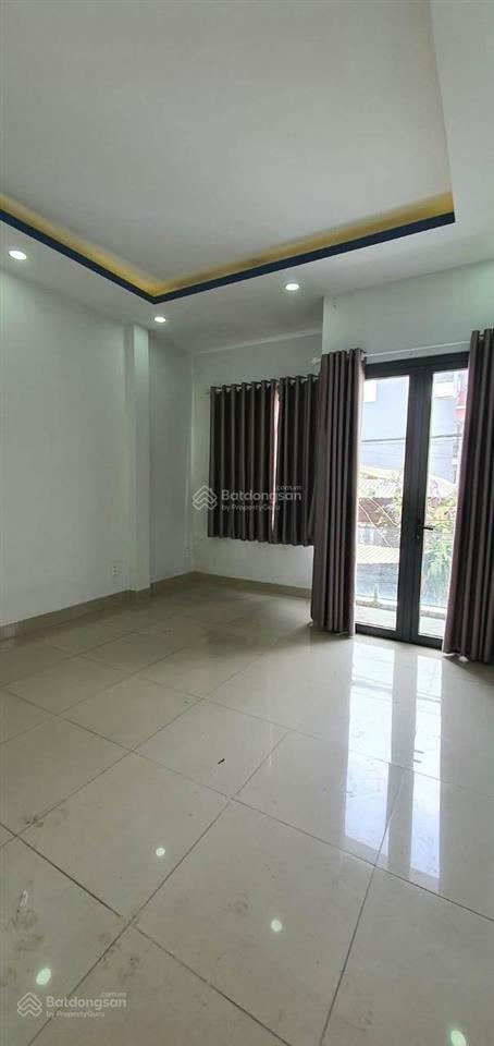 Cho thuê nhà nguyên căn giá rẻ  4.5x18m  nở hậu 12m  2 tầng 3 pn 2wc 15m ra mặt tiền  9.5tr/th