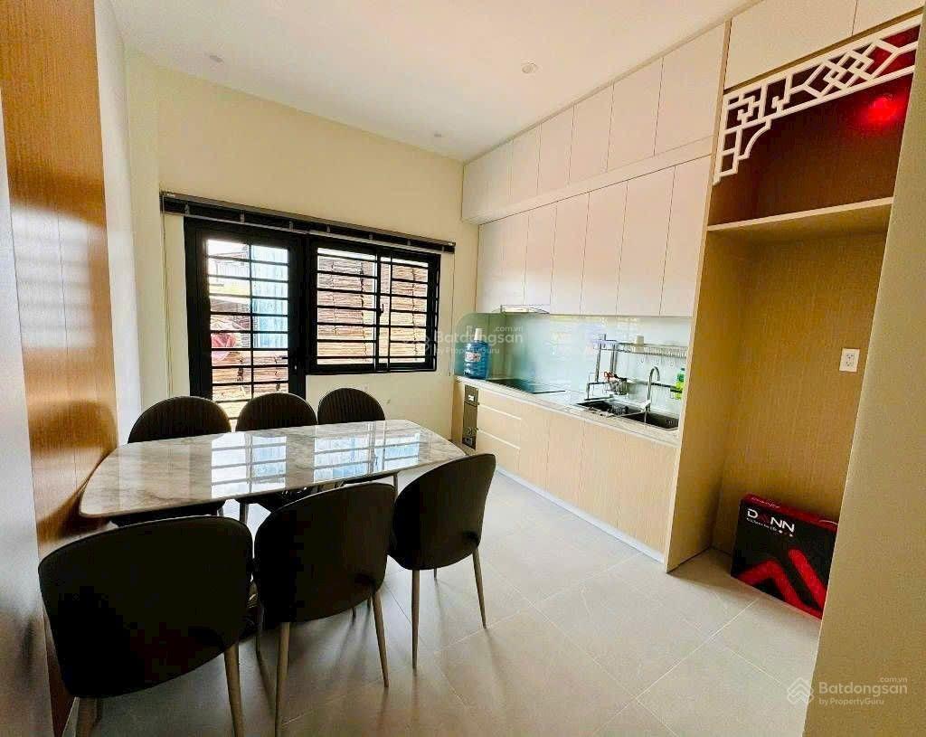Sang mỹ định cư gia chủ bán căn thành thái q.10 43,7m2 full nội thất, sổ riêng 1 đời chủ