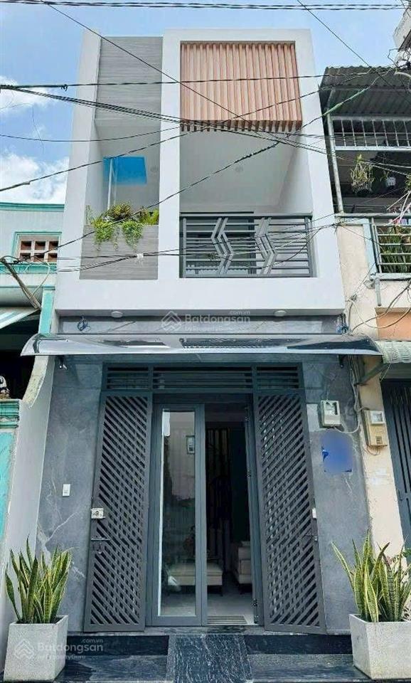 Sang mỹ định cư gia chủ bán căn thành thái q.10 43,7m2 full nội thất, sổ riêng 1 đời chủ