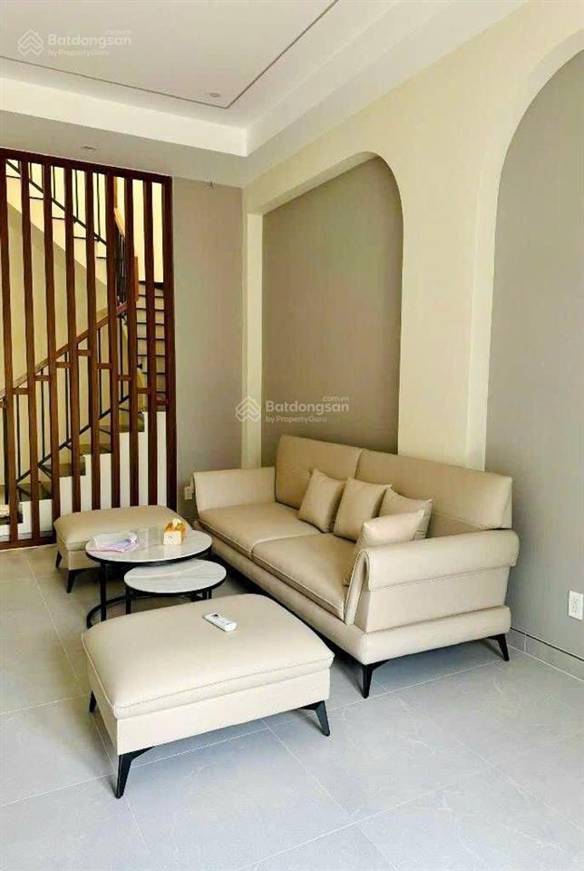 Sang mỹ định cư gia chủ bán căn thành thái q.10 43,7m2 full nội thất, sổ riêng 1 đời chủ