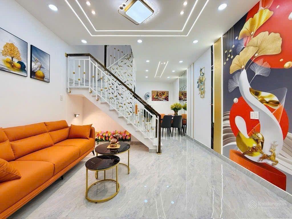 Bán nhà chính chủ xây tâm huyết căn xóm chiếu, q4 45.6m2 giá 3 tỷ750 tr 2pn sổ riêng sang tên liền