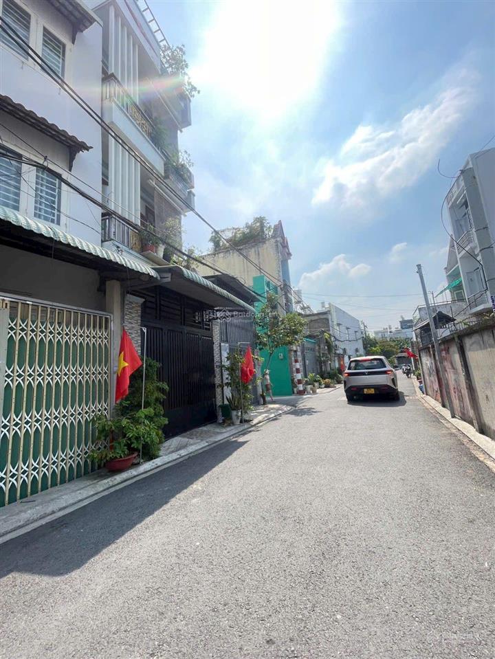 Siêu hiếm sẵn dòng tiền thuê 30tr/th cần ra gấp căn đường số 17 ở hoặc đầu tư 50.4m2 giá 3tỷ890 tr.