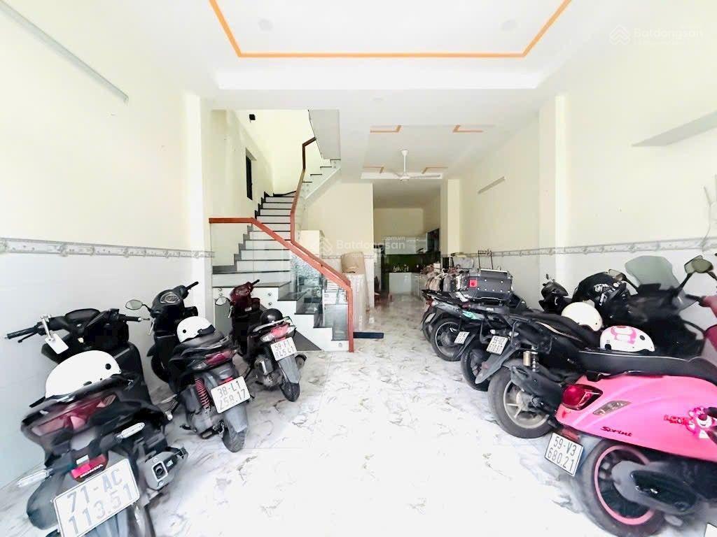 Cực sốc! bán toà nhà chdv 6 phòng  hẻm xe hơi hiệp bình  dòng tiền sẵn 40tr/th, 76m2