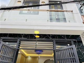 Nhỉnh 2 tỷ sở hữu ngay nhà đặng văn bi thủ đức 35m2, ở hoặc cho thuê, gần metro số 1, chợ thủ đức