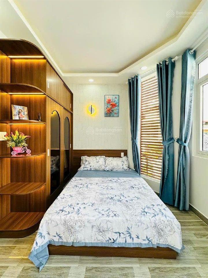Cần bán nhà hẻm xe hơi quốc lộ 13 p.hiệp bình thủ đức 3pn 42m2 giá 4tỷ500 triệu, ở hoặc cho thuê.