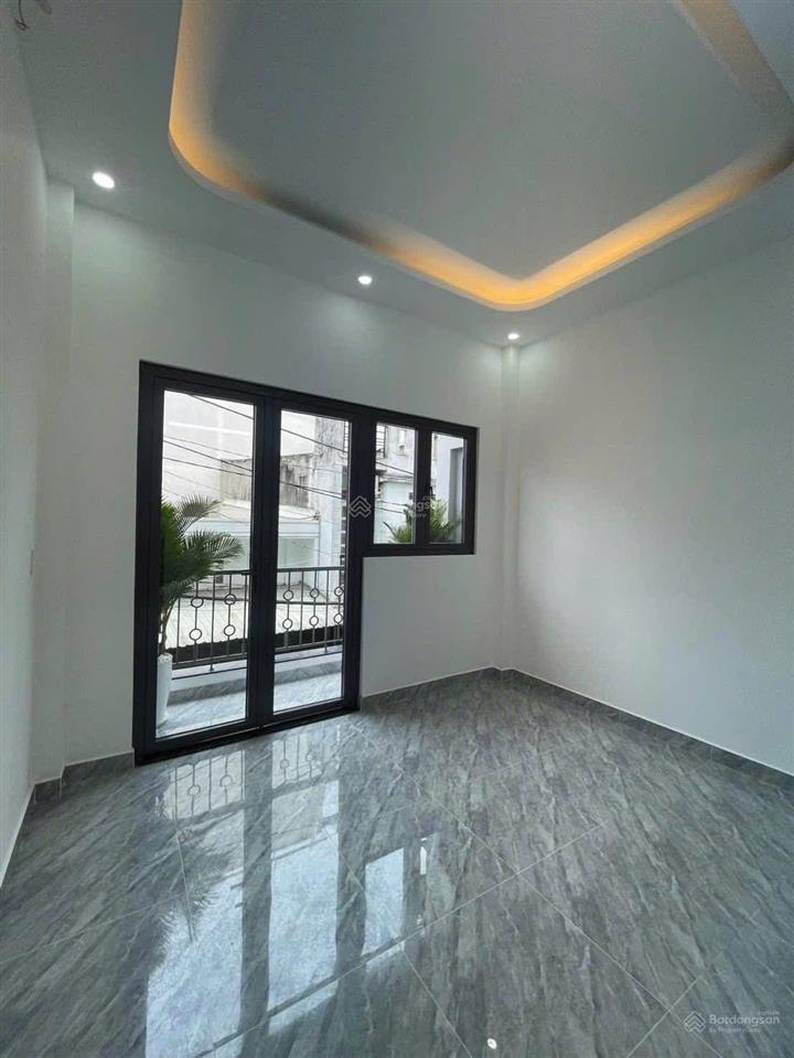 Xoay vốn bán nhà trần thị điệu q9 2 tầng cốt thép, 2phòng ngủ 44m2 giá 2tỷ800 triệu ở hoặc thuê tốt