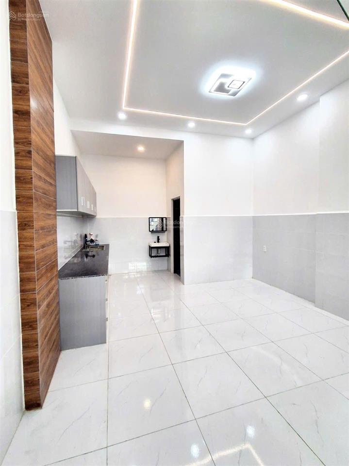 Bán nhà hẻm quốc lộ 13 đầu tư kinh doanh tốt dòng tiền 20tr/tháng 42m2 tầng, 2pn giá nhỉnh 3 tỷ