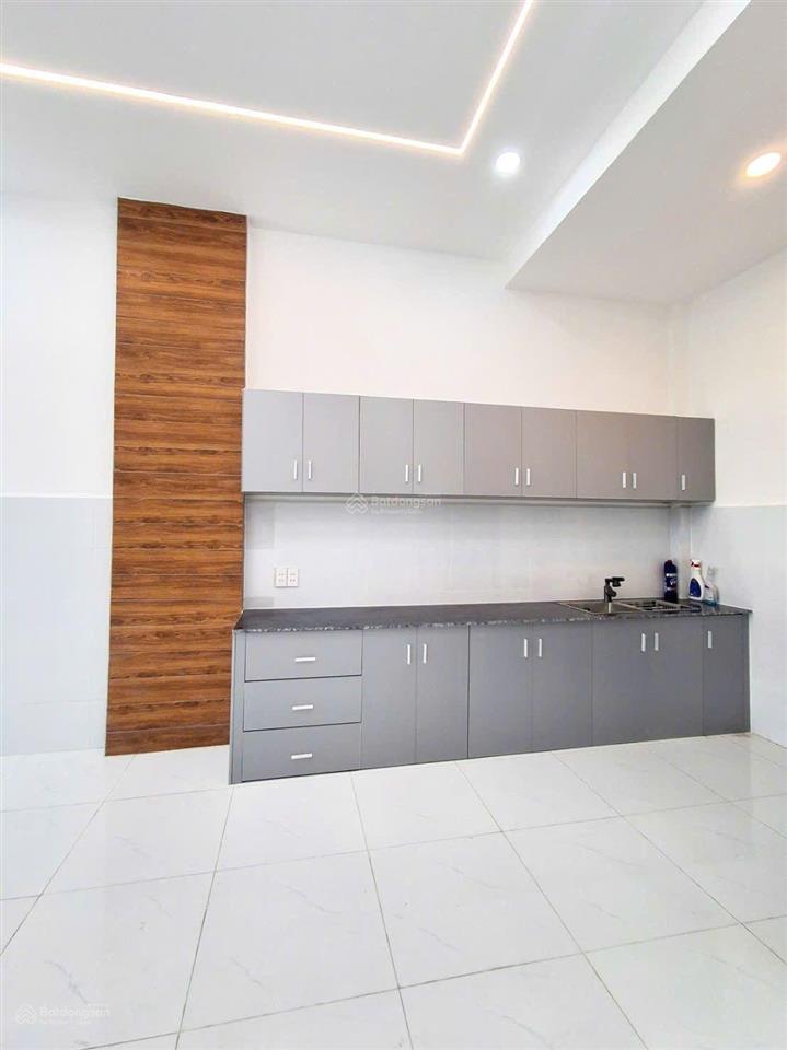 Bán nhà hẻm quốc lộ 13 đầu tư kinh doanh tốt dòng tiền 20tr/tháng 42m2 tầng, 2pn giá nhỉnh 3 tỷ
