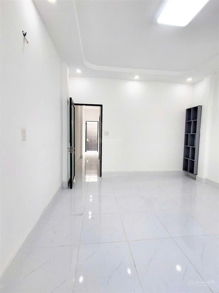 Bán nhà hẻm quốc lộ 13 đầu tư kinh doanh tốt dòng tiền 20tr/tháng 42m2 tầng, 2pn giá nhỉnh 3 tỷ