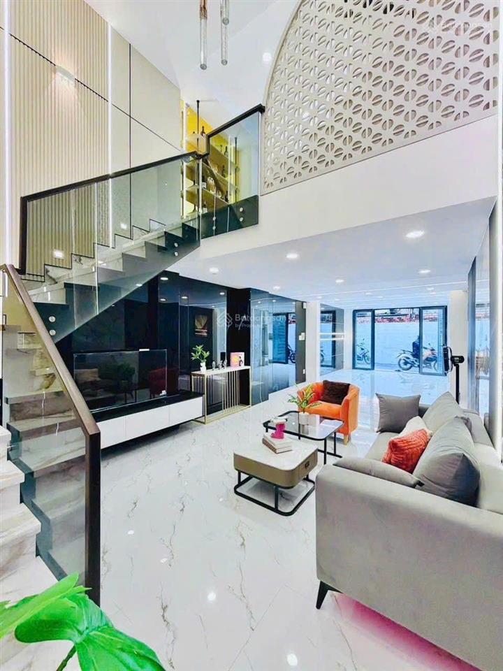 Định cư bán nhà lê văn duyệt bình thạnh kết cấu 3 tầng btct 4pn sẵn thuê 25 triệu/th giá 3 tỷ980 tl