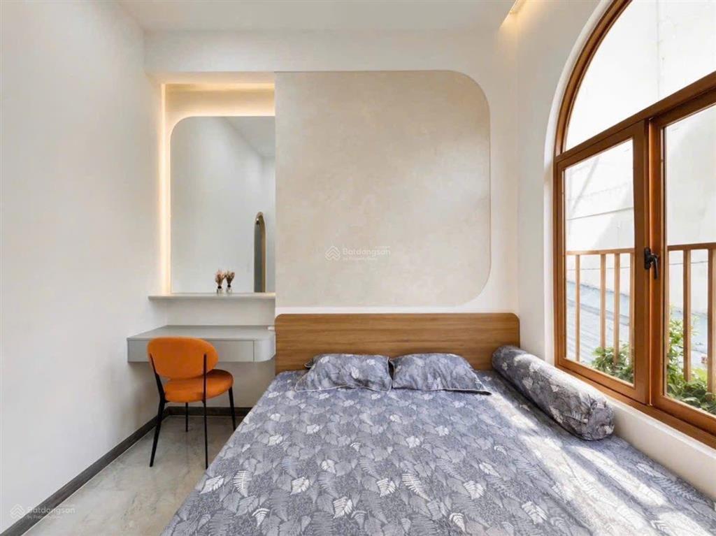 Hiếm chỉ 2tỷ800 triệu bán nhà võ duy ninh bình thạnh 40m2 2 phòng ngủ 2 tầng cốt thép.