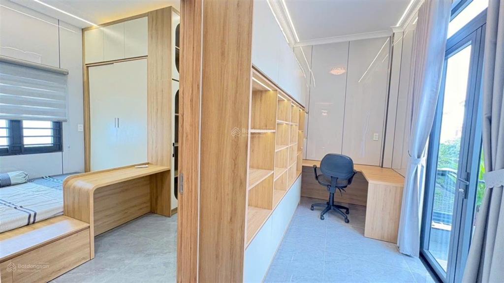 Biệt thự mini sân vườn cần bán nhanh đường âu dương lân quận 8, 120m2 shr