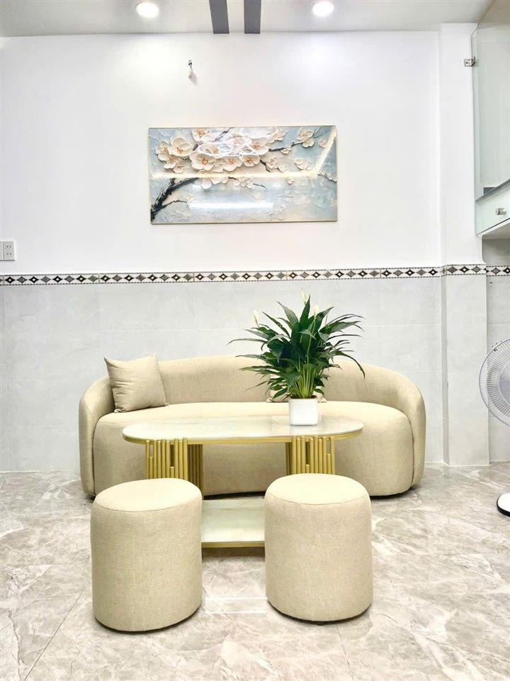 Bán căn nguyễn gia trí bình thạnh cách 200m ra trường đại học hutech 41m2 2pn